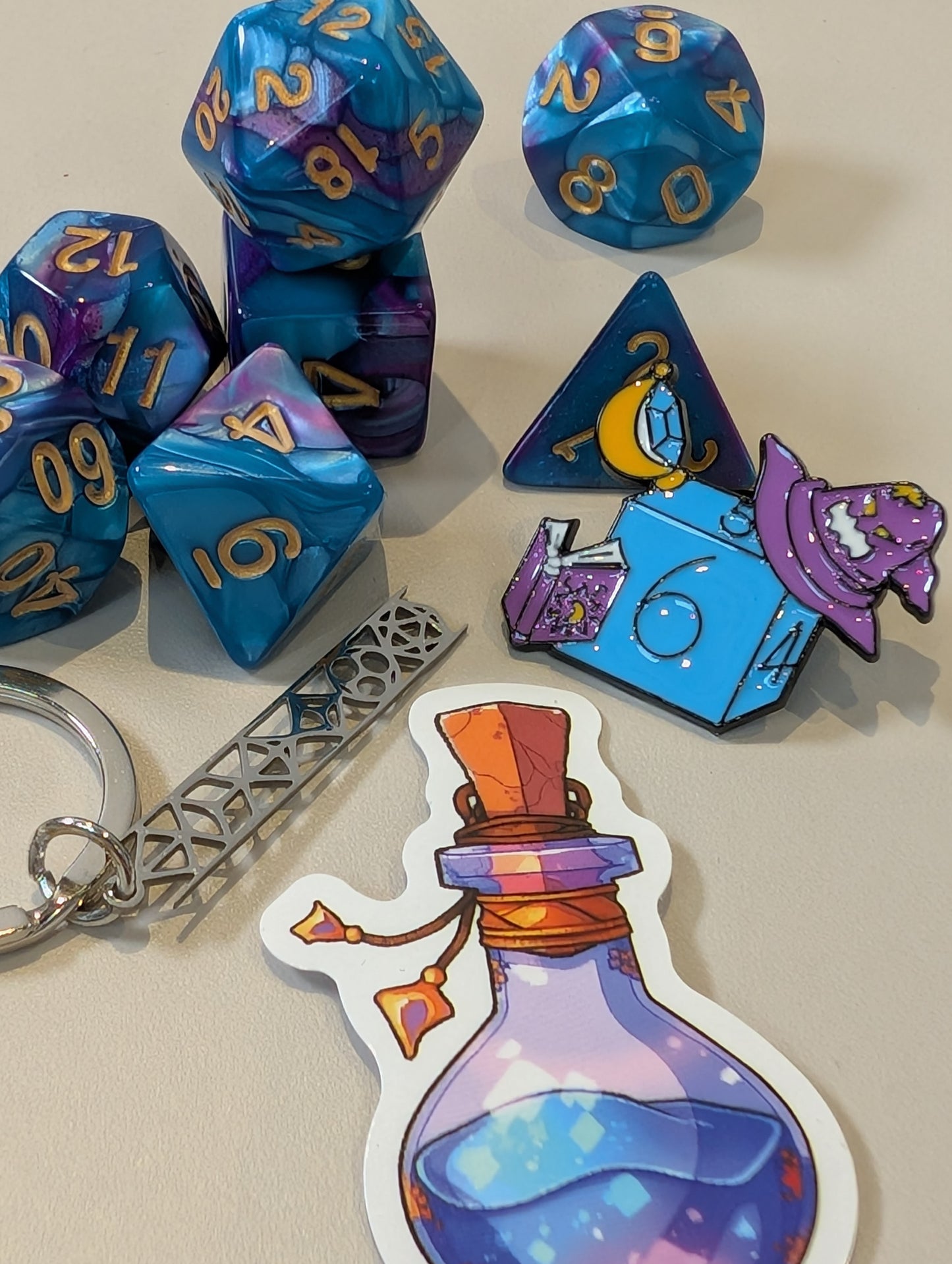 Wizard Dice Pack – Polyhedral Dice Set with Sticker, keyring, and Badge!