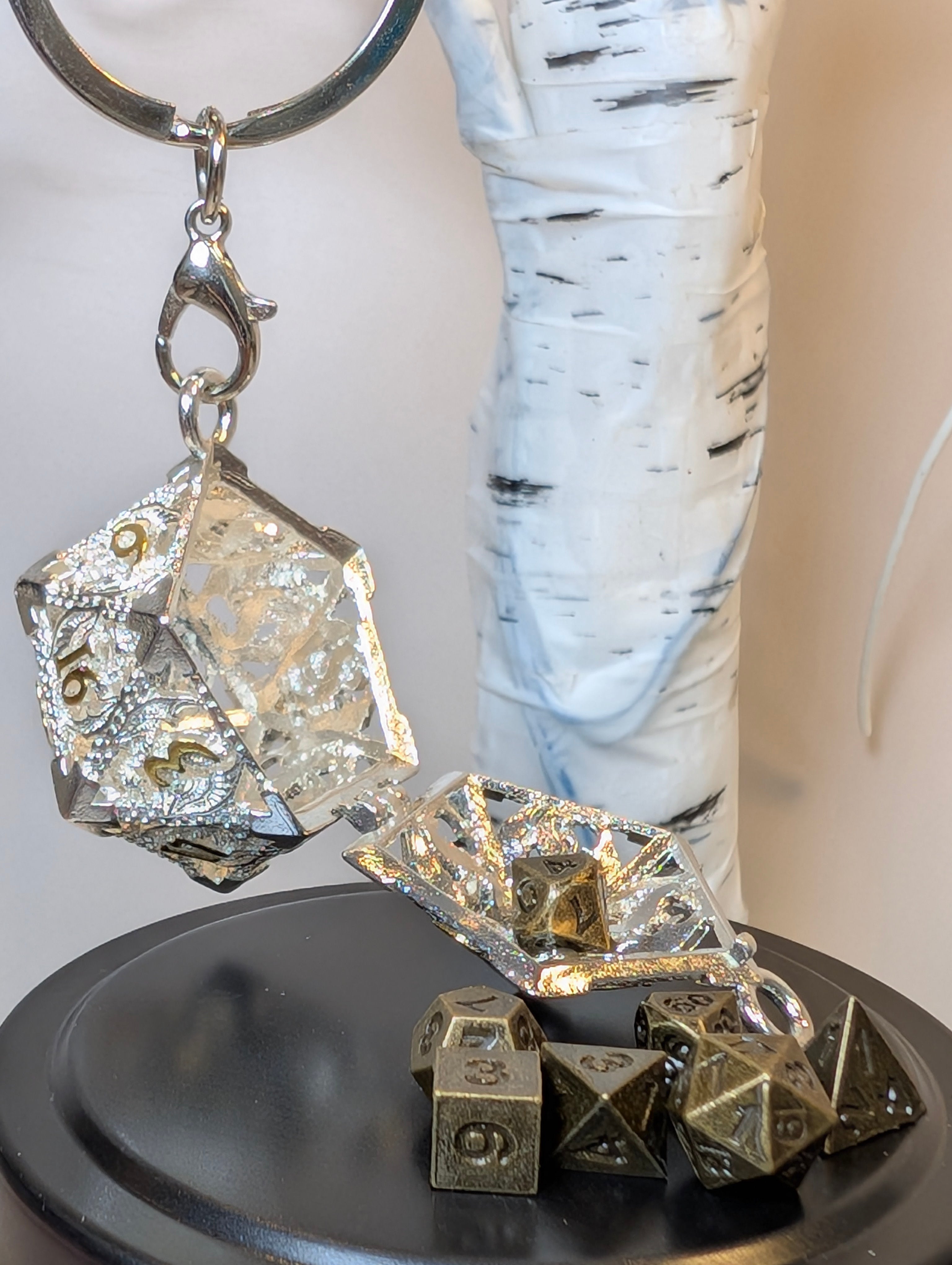 Gilded Void Hollow Metal Dice Set & D20 Keychain – silver