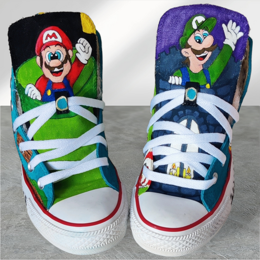 Custom Mario converse size 4