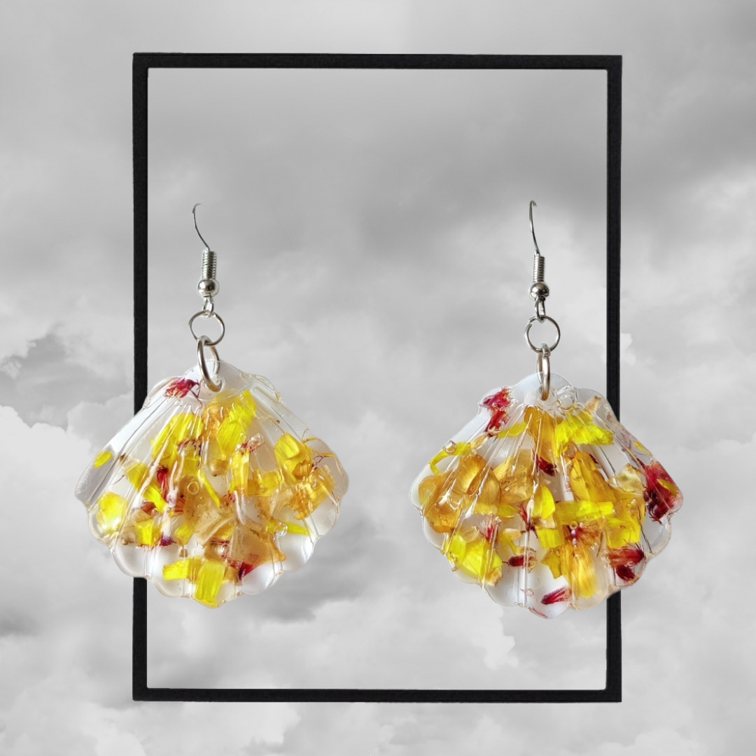 Under the sea dried flower sea shell Earrings - seaweed bliss