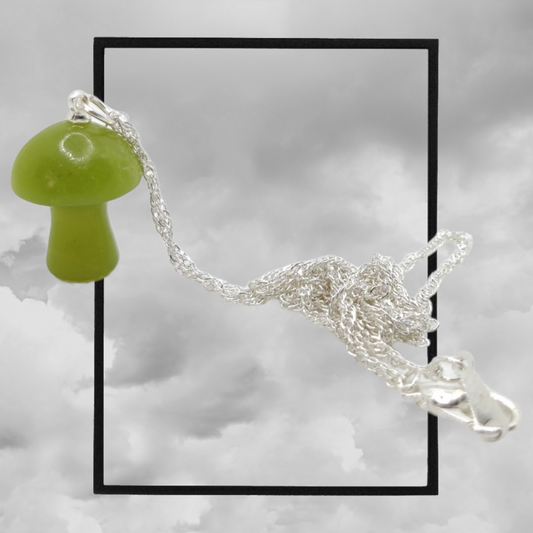 Gemstone shroom necklace - prehnite